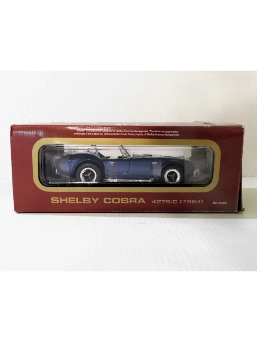 1964 Shelby Cobra 427S/C Die Cast Model 1:18 Blue Scale Road Legends